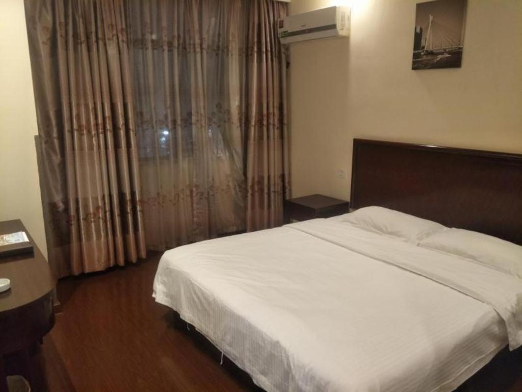 Greentree Inn Suzhou Wujiang Zhenze Town Zhennan Road Express Hotel Exterior foto