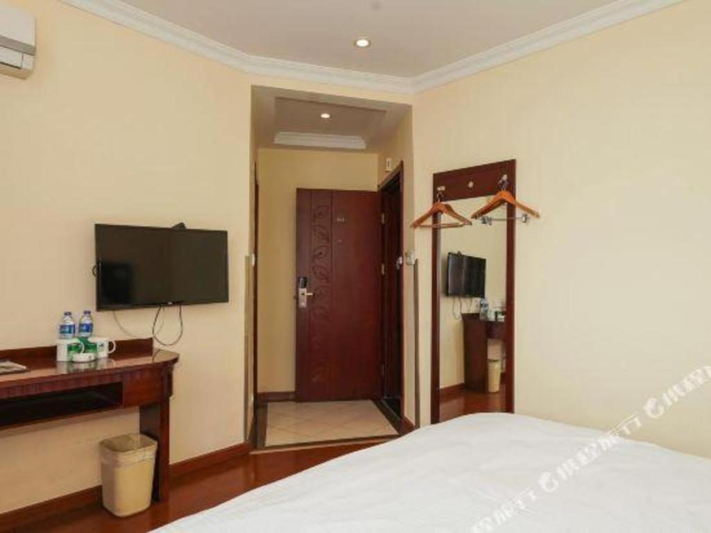 Greentree Inn Suzhou Wujiang Zhenze Town Zhennan Road Express Hotel Exterior foto